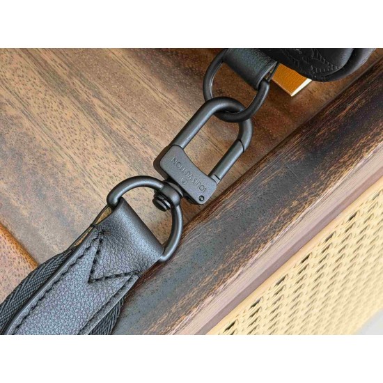 ルイ・ヴィトン メンズ デュオ・スリングバッグ モノグラム・シャドウ 本革 ワンショルダー ボディバッグ M26730 男女兼用