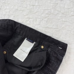 ルイ・ヴィトン SS26 ロゴ刺繍 ブラックウォッシュ ペインター カーゴデニムパンツ ワークパンツ ブラック メンズ レディース