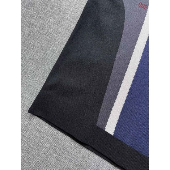ルイ・ヴィトン 2026早秋 カラーブロック V字切替 LVロゴ刺繍 クルーネック 半袖ニットソー ネイビー系 メンズ レディース