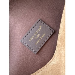ルイヴィトン レディース スエード モノグラム ポシェット ミア Sロック ワンショルダー 腋下バッグ キャメル M2A252