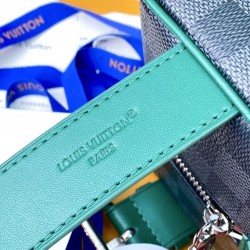 ルイヴィトン メンズ ダミエ・グラフィット ドップ・キット クラッチバッグ セカンドバッグ ボルネオグリーン N40852