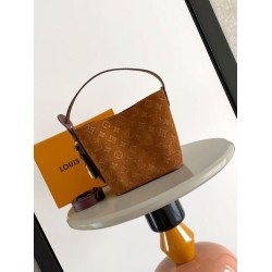 ルイヴィトン レディース スエード モノグラム オール イン BB パドロック付き 2WAY バケットバッグ ハンドバッグ キャメル M29834