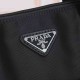 プラダ メンズ Re-Nylon サフィアーノレザー トライアングルロゴ 縦型 トートバッグ ビジネスバッグ ブラック 175代工 男女兼用