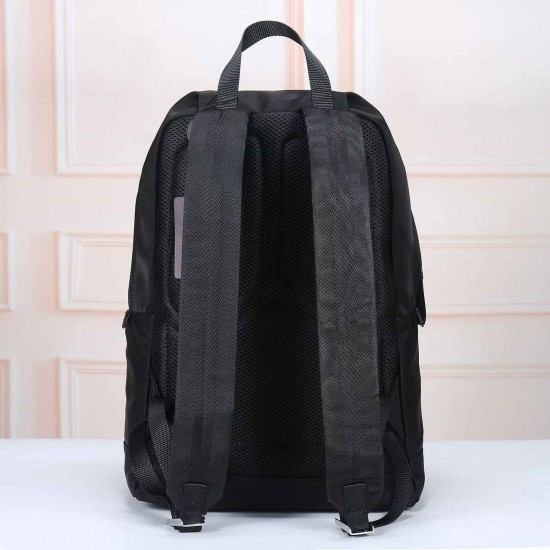 プラダ メンズ Re-Nylon サフィアーノレザー トライアングルロゴ バックパック リュックサック ブラック 175代工 男女兼用