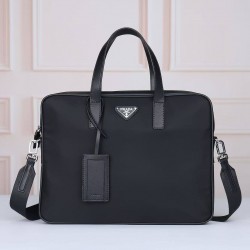 プラダ メンズ Re-Nylon サフィアーノレザー トライアングルロゴ 横型 2WAY ブリーフケース ビジネスバッグ ブラック 175代工 男女兼用