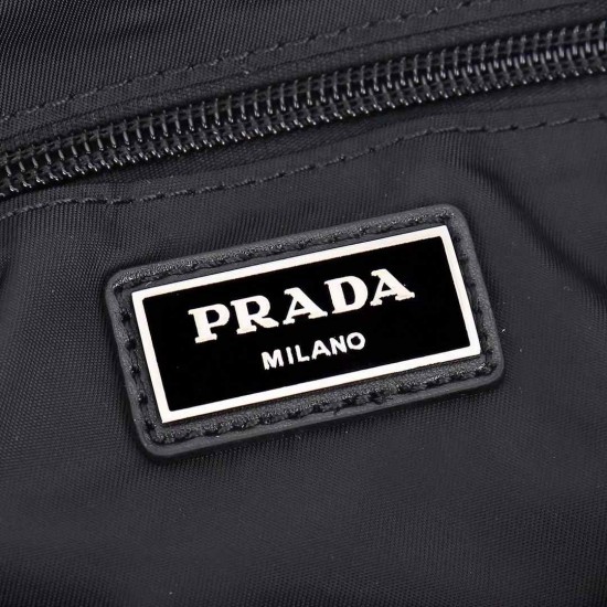 プラダ メンズ Re-Nylon サフィアーノレザー フラップ トライアングルロゴ バムバッグ ウエストバッグ ボディバッグ ブラック 175代工 男女兼用