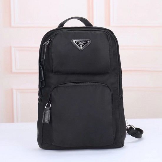 プラダ メンズ Re-Nylon サフィアーノレザー ダブルポケット トライアングルロゴ スリング バックパック ボディバッグ ブラック 175代工 男女兼用