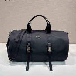 プラダ メンズ Re-Nylon トライアングルロゴ 2WAY ボストンバッグ ダッフルバッグ トラベルバッグ ブラック 2VC015 男女兼用