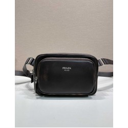 プラダ メンズ アンティーク ナッパレザー 本革 ショルダーバッグ カメラバッグ クロスボディバッグ ブラウン 2VH218 男女兼用