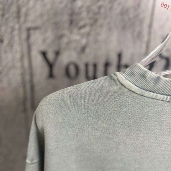 AMIRI 2026秋冬新作 スノーウォッシュ カレッジロゴ クルーネックスウェットシャツ トレーナー 男女兼用 メンズ レディース