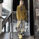 AMIRI 2026秋冬新作 スノーウォッシュ カレッジロゴ クルーネックスウェットシャツ 岩石灰 男女兼用 メンズ レディース