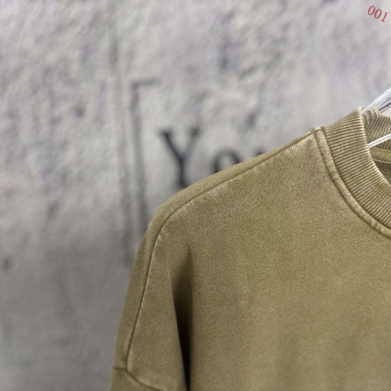 AMIRI 2026秋冬新作 スノーウォッシュ カレッジロゴ クルーネックスウェットシャツ 岩石灰 男女兼用 メンズ レディース