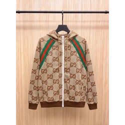 GUCCI グッチ 2026早春新作 ジャンボGG スーパーGG 総柄 ウェビングライン（赤緑） ジップアップ フーディ パーカー キャメル 男女兼用