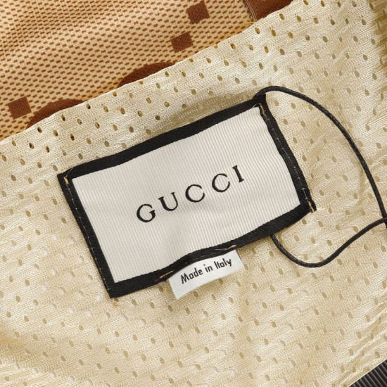 GUCCI グッチ 2026早春新作 ジャンボGG スーパーGG 総柄 ウェビングライン（赤緑） ジップアップ フーディ パーカー キャメル 男女兼用