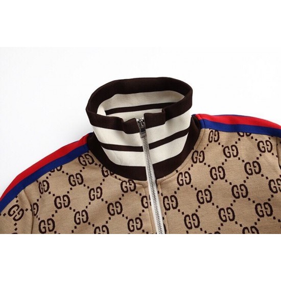GUCCI グッチ 最新秋冬モデル ダブルG総柄 レッド＆ブルー ウェビングライン スタンドカラー トラックジャケット ジャージ ブルゾン キャメル 男女兼用