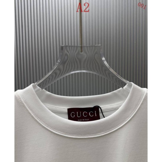 グッチ ロゴプリント クルーネック 長袖スウェットシャツ Tシャツ オフホワイト ブラック メンズ レディース