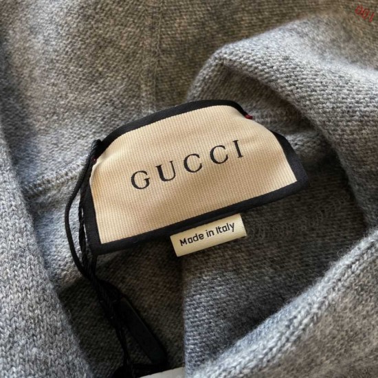 GUCCI グッチ フロントロゴ 刺繍 ニットフーディー パーカー グレー × ピンク ウールブレンド 男女兼用 肖戦同款