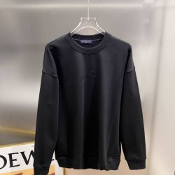 ルイ・ヴィトン 2026AW ビッグVロゴ 中東クリスタル装飾 クルーネック長袖スウェット ロンT 黒 白 メンズ レディース