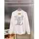 ルイ・ヴィトン 2026AW ビッグVロゴ 中東クリスタル装飾 クルーネック長袖スウェット ロンT 黒 白 メンズ レディース