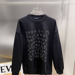 ルイ・ヴィトン 2026AW モノグラム総柄 中東クリスタル装飾 クルーネック長袖スウェット ロンT 黒 白 メンズ レディース