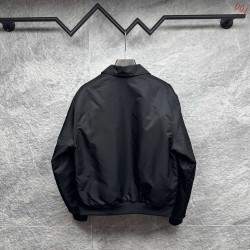 プラダ トライアングルロゴ 襟付き パデッドジャケット 黒 M L XL XXL メンズ レディース